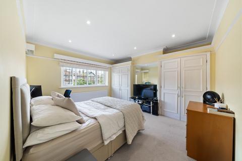 59 Robin Hood Lane, London, SW15 3PX