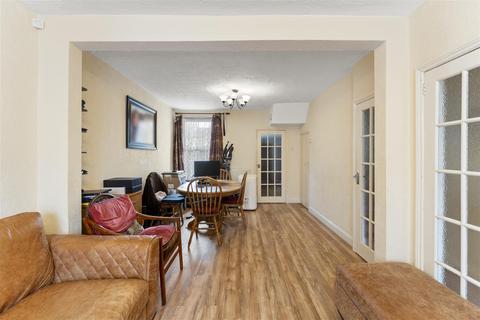 undefined, Inverness Road, Southall UB2