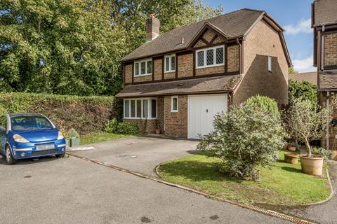 Halls Farm Close, Winchester, Hampshire, SO22