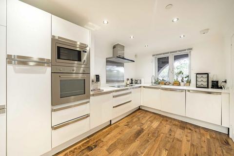 5 bedroom house to rent, Greenland Quay, London SE16