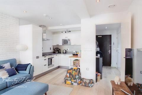 2 bedroom apartment for sale, Creek Road, London, SE8