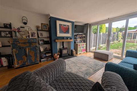 3 bedroom semi-detached house for sale, Portland Crescent, Stourbridge