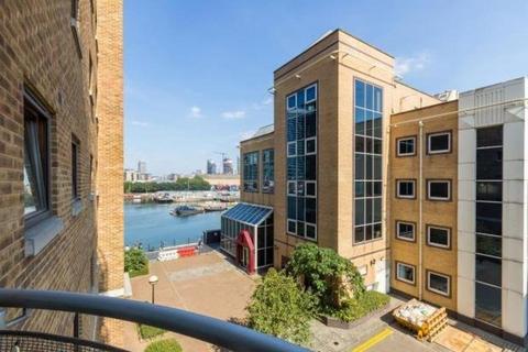 2 bedroom flat to rent, Meridian Place, Marsh Wall E14