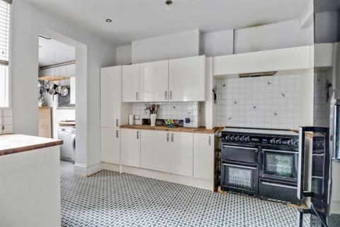 undefined, Westborough Road, Westcliff-on-sea, SS0