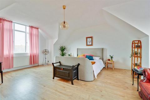undefined, Westborough Road, Westcliff-on-sea, SS0