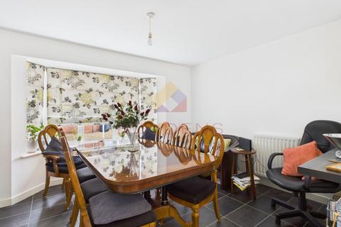 undefined, Overing Avenue, Sudbury CO10