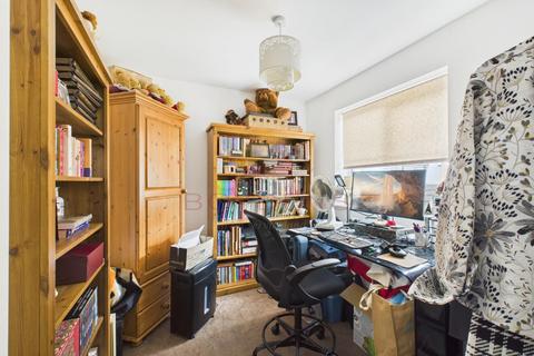 undefined, Overing Avenue, Sudbury CO10