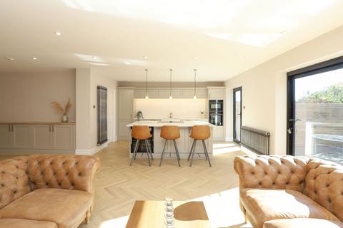 4 bedroom detached house for sale, Bradway Road, Sheffield S17