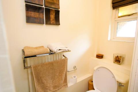 5 bedroom detached house for sale, Heol Pentre'r Felin, Llantwit Major, CF61