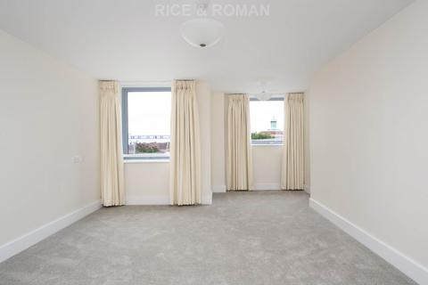2 bedroom retirement property for sale, Shotfield, Wallington SM6
