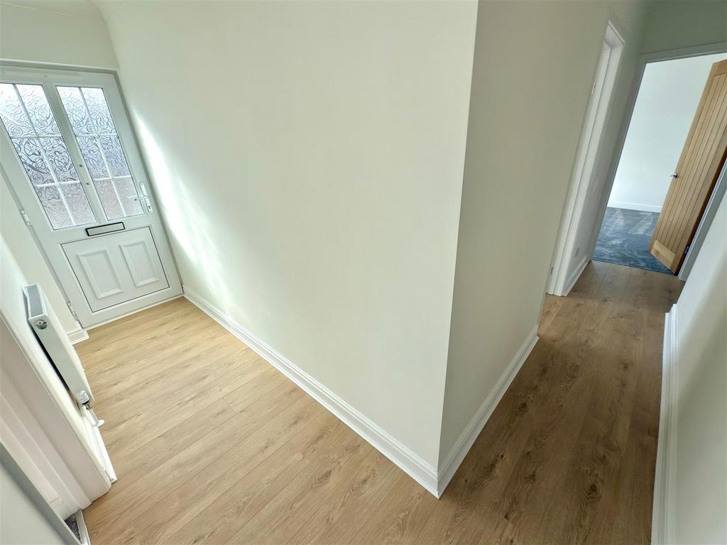 ENT HALL.jpg