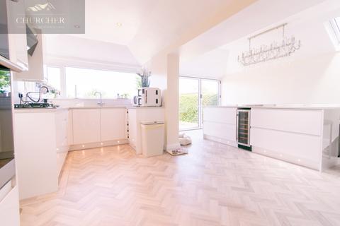 54 Bescar Brow Lane, Scarisbrick, Ormskirk, L40 9QG
