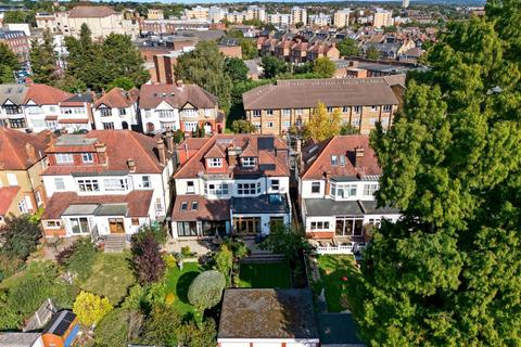 12 Glebelands Avenue, London, E18 2AB