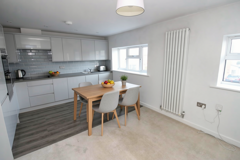2 bedroom maisonette for sale, Milestone Road, Hitchin, SG5