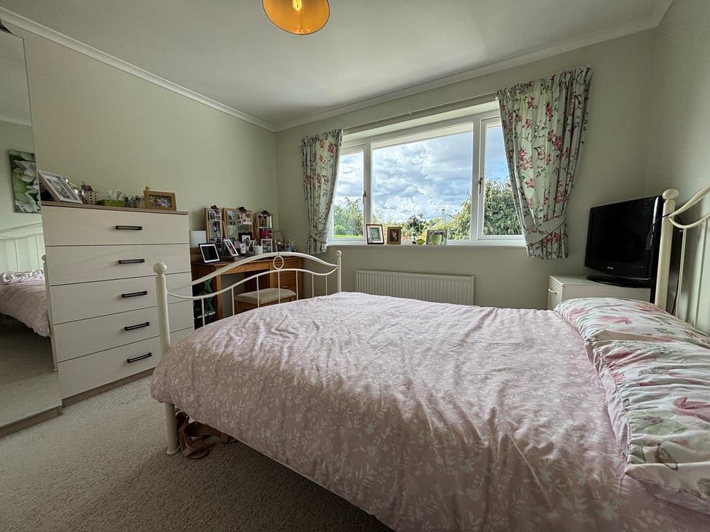 Bedroom.JPG