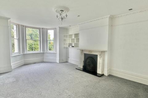 Flat C, 10 Augusta Gardens, Folkestone, CT20 2RR