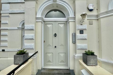 Flat C, 10 Augusta Gardens, Folkestone, CT20 2RR