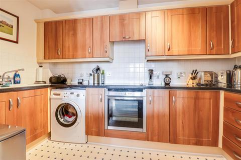 undefined, Ensign Close, Leigh-on-Sea SS9