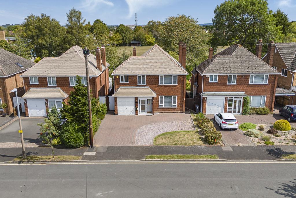 Ferndown Road, Solihull, B91 4 bed detached house - £625,000