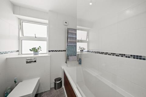 Flat 6, Newhaven Court, 189 Willesden Lane, London, NW6 7YN