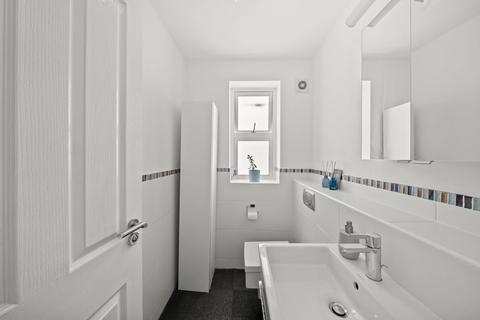 Flat 6, Newhaven Court, 189 Willesden Lane, London, NW6 7YN