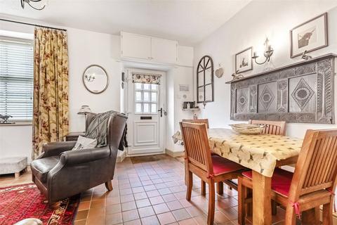 undefined, Middle Cottage Grove Terrace, Middleham DL8 4NT