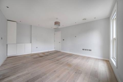 1 bedroom flat for sale, Old Brompton Road, Earls Court, London, SW5