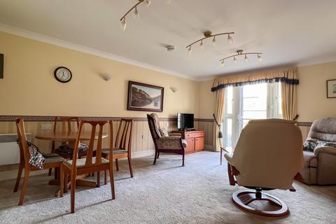 2 bedroom apartment for sale, Silver Street, Nailsea, Bristol, Somerset, BS48