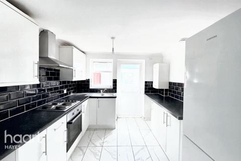 2 bedroom maisonette for sale, Silverdale Gardens, Hayes