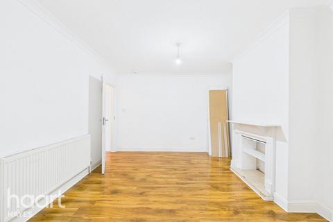 2 bedroom maisonette for sale, Silverdale Gardens, Hayes