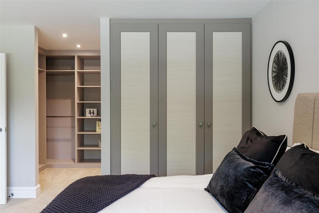Principal bedroom