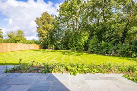 undefined, Normandy, Guildford