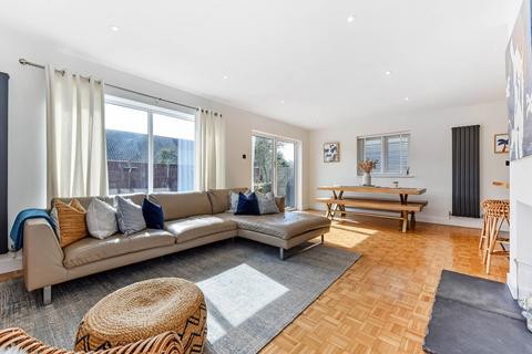 undefined, Grayswood Avenue, Bracklesham Bay, West Sussex, PO20