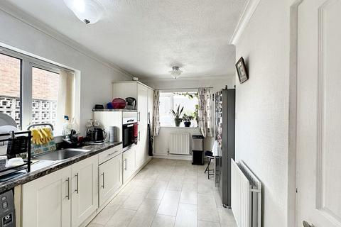 3 bedroom semi-detached bungalow for sale, Blenheim Road, Birstall, LE4