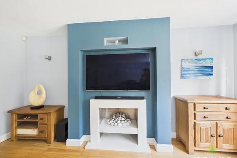 undefined, Lexington Avenue, Shrewsbury