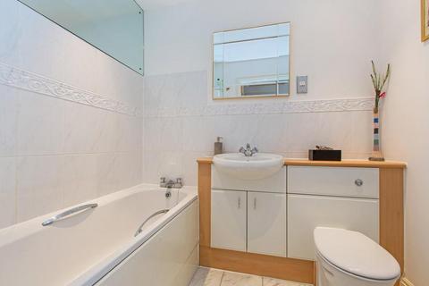 2 bedroom flat to rent, Regents Park Road, Regent's Park, London, NW1