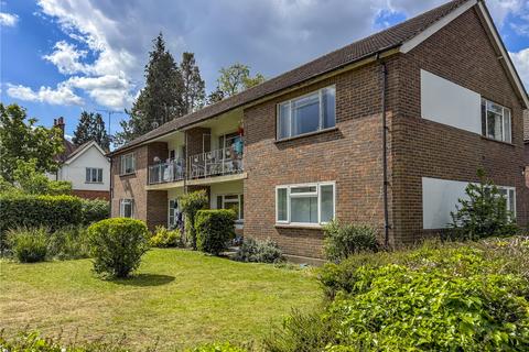 2 bedroom apartment to rent, Heath Road, Weybridge, Surrey, KT13