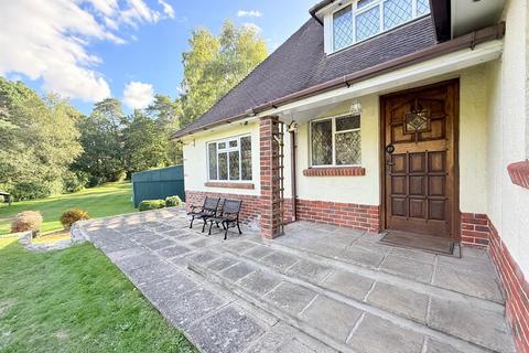 5 bedroom detached house for sale, Davids Lane, Ringwood