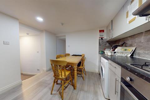 1 bedroom property to rent, Harrow Road, Kensal Green NW10