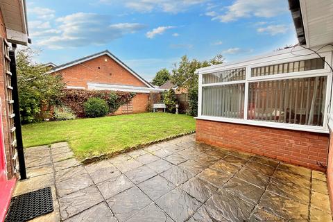 3 bedroom detached bungalow for sale, Fennel Drive, Stafford, ST17