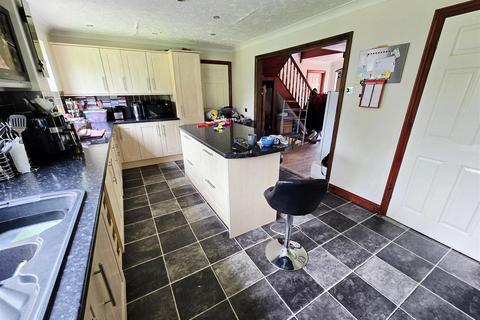 undefined, St. Cuthbert Close, Launceston