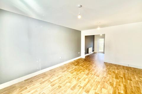 undefined, Ivinson Way, Uttoxeter ST14