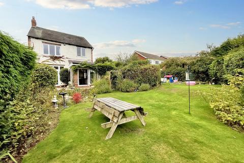 3 bedroom detached house for sale, Allerton Road, Stoke-On-Trent, ST4