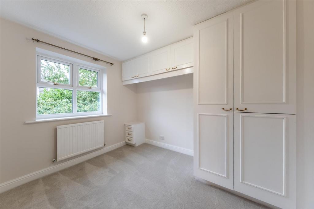 11 Brookfield Close-014.jpg