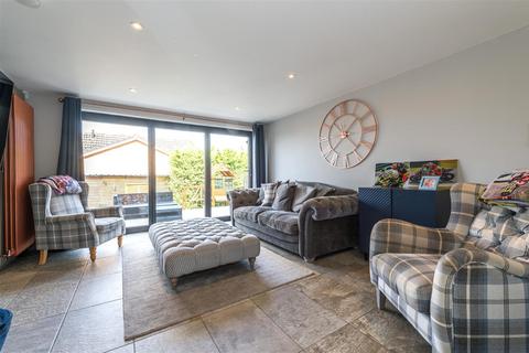 23 Edwin Panks Road, Hadleigh, Ipswich, IP7 5JL