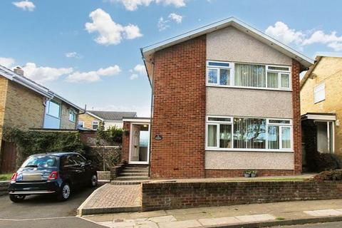 Manor Park, Llantwit Major, CF61