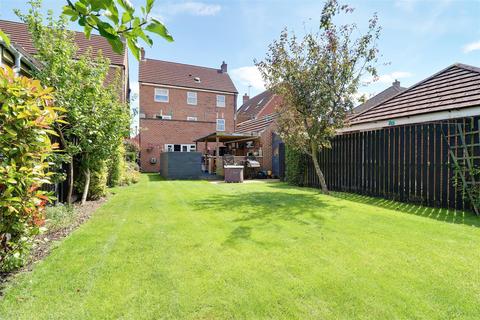 4 bedroom detached house for sale, Harewood Crest, Brough