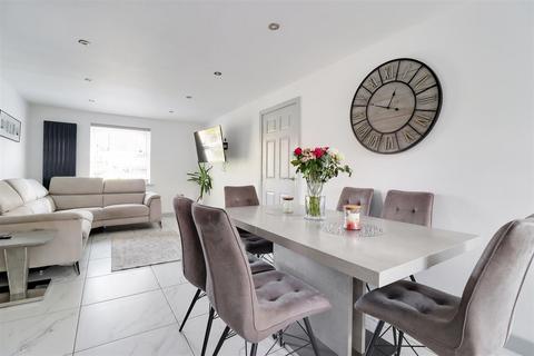 4 bedroom detached house for sale, Harewood Crest, Brough