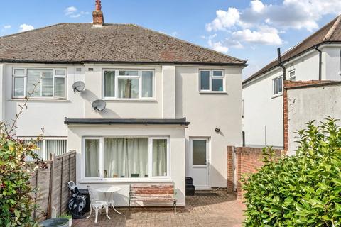 27 The Crescent, West Wickham, BR4 0HB