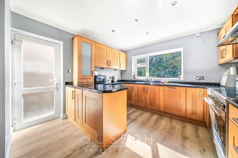 9 Carolbrook Road, Ipswich, IP2 9JF